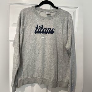 Cal State Fullerton Titans Nike crewneck sweatshirt